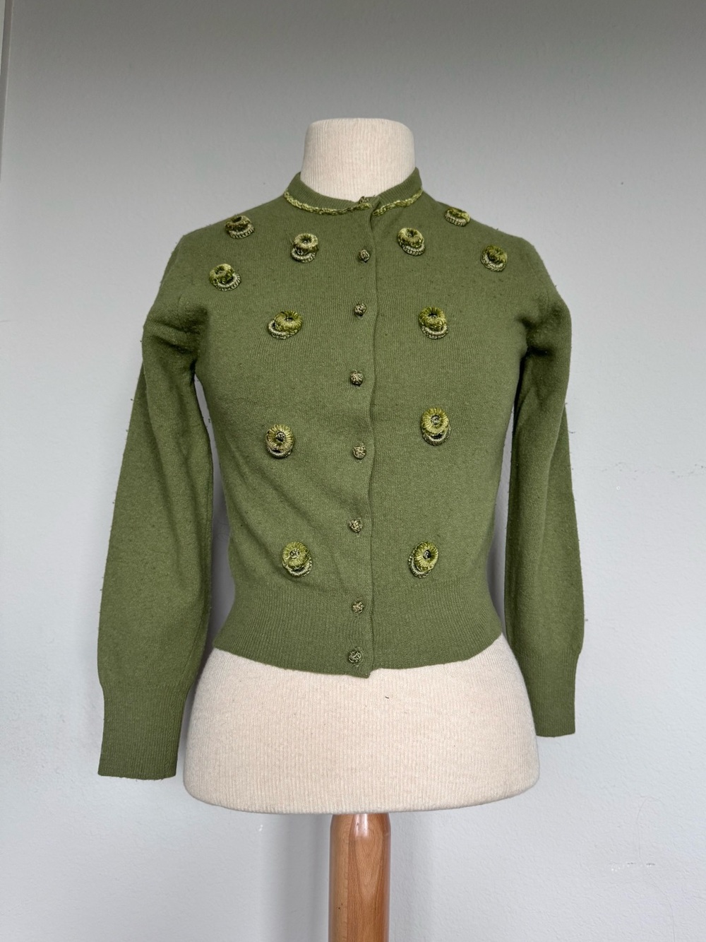 1950’s True Vintage Olive Green Embellished Lambs Wool Women's Cardigan